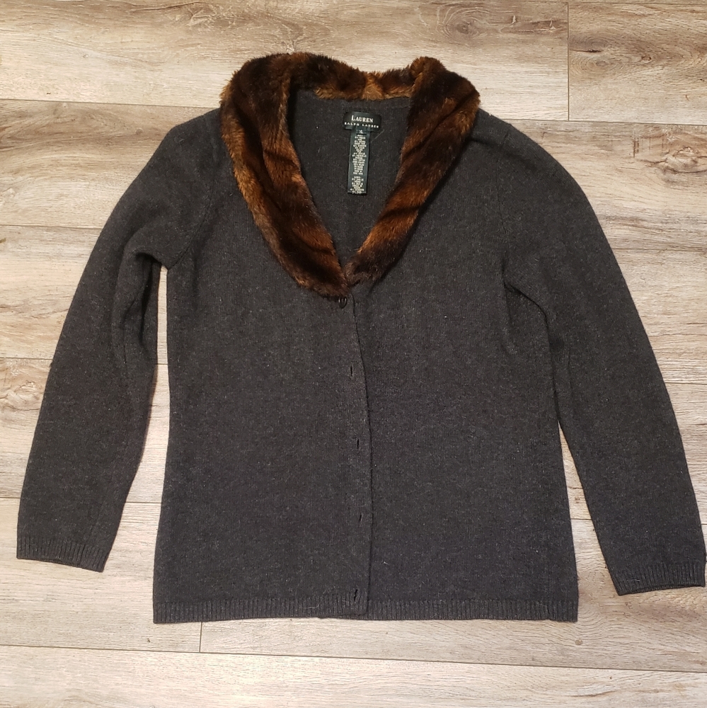Ralph Lauren Wool/cashmere cardigan sweater with rabbit fur collar... Size XL